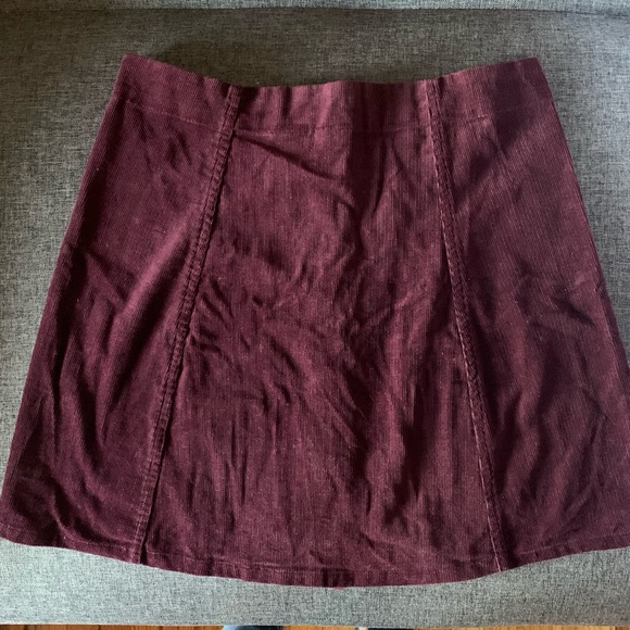Burgundy Corduroy Skirt - Picture 3 of 4